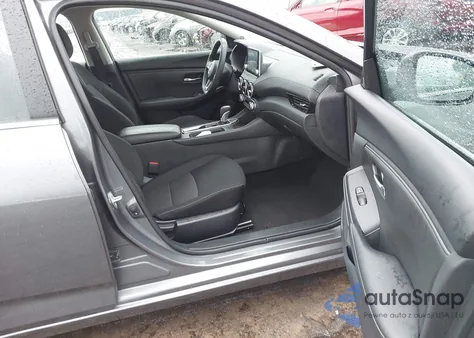 2025 Nissan Sentra Sv z USA, uszkodzony, nr VIN 3N1AB8CV2SY243440